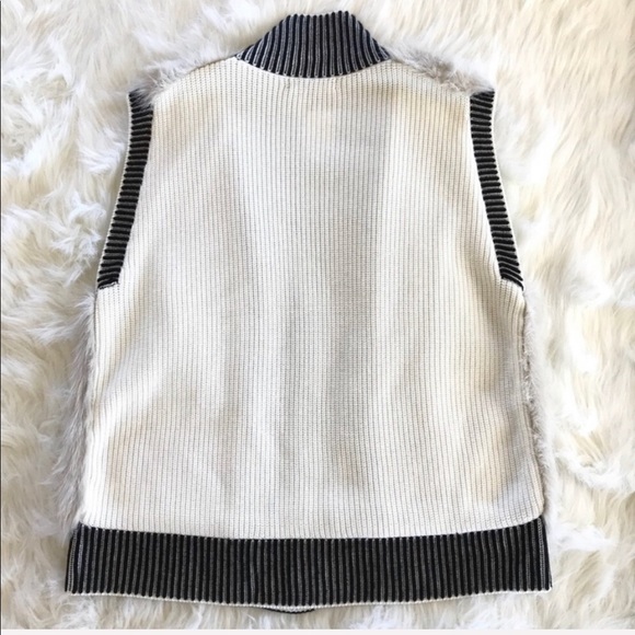 Banana Republic Faux Fur Knit Vest - Picture 2 of 3